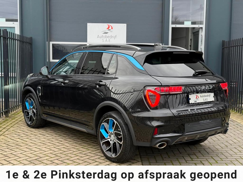 Lynk & Co 01 1.5 HYBRID 261 PK / 360 Camera PANO SFEER NAVI, Euro 6, Zwart, Plug-in hybride, Bedrijf