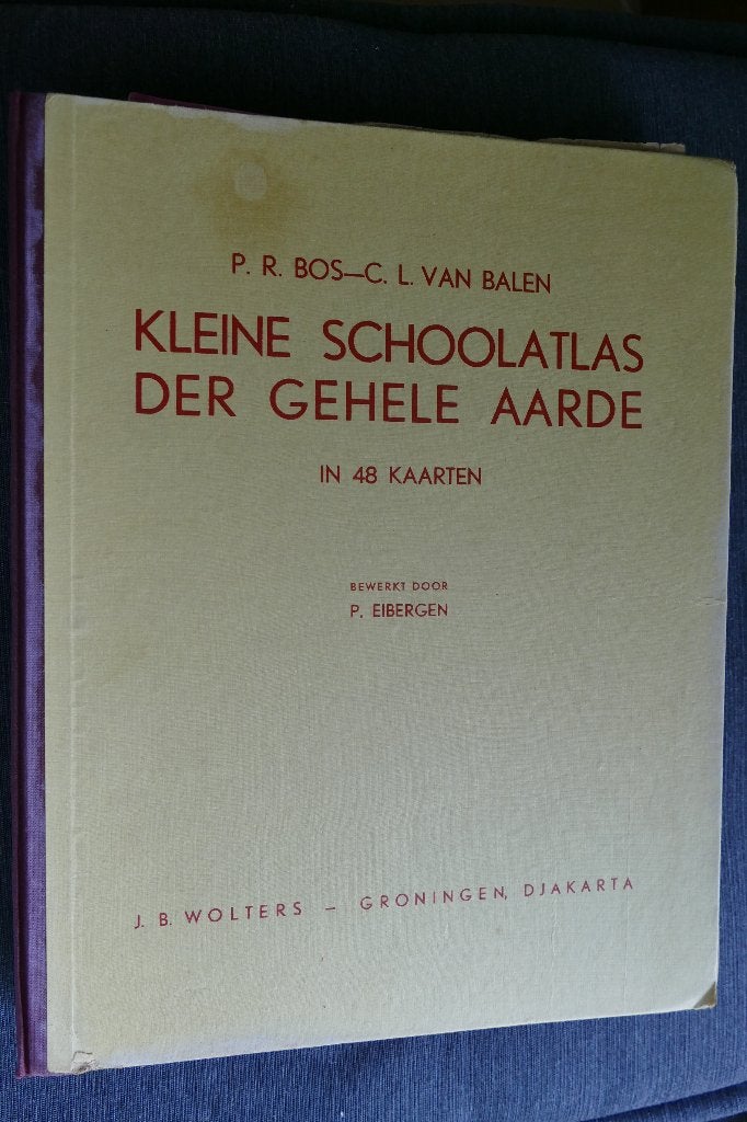 P.R. Bos, C.L. van Balen – Kleine schoolatlas der gehele aar, Gelezen, P.R. Bos, C.L. van Balen, Ophalen of Verzenden, Landkaart