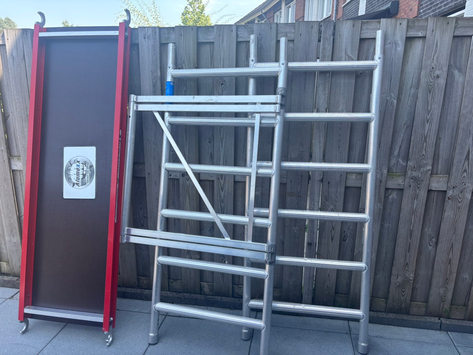 Alumexx aluminium rolsteiger / kamersteiger, Doe-het-zelf en Verbouw, Steigers, Zo goed als nieuw, Rolsteiger of Kamersteiger