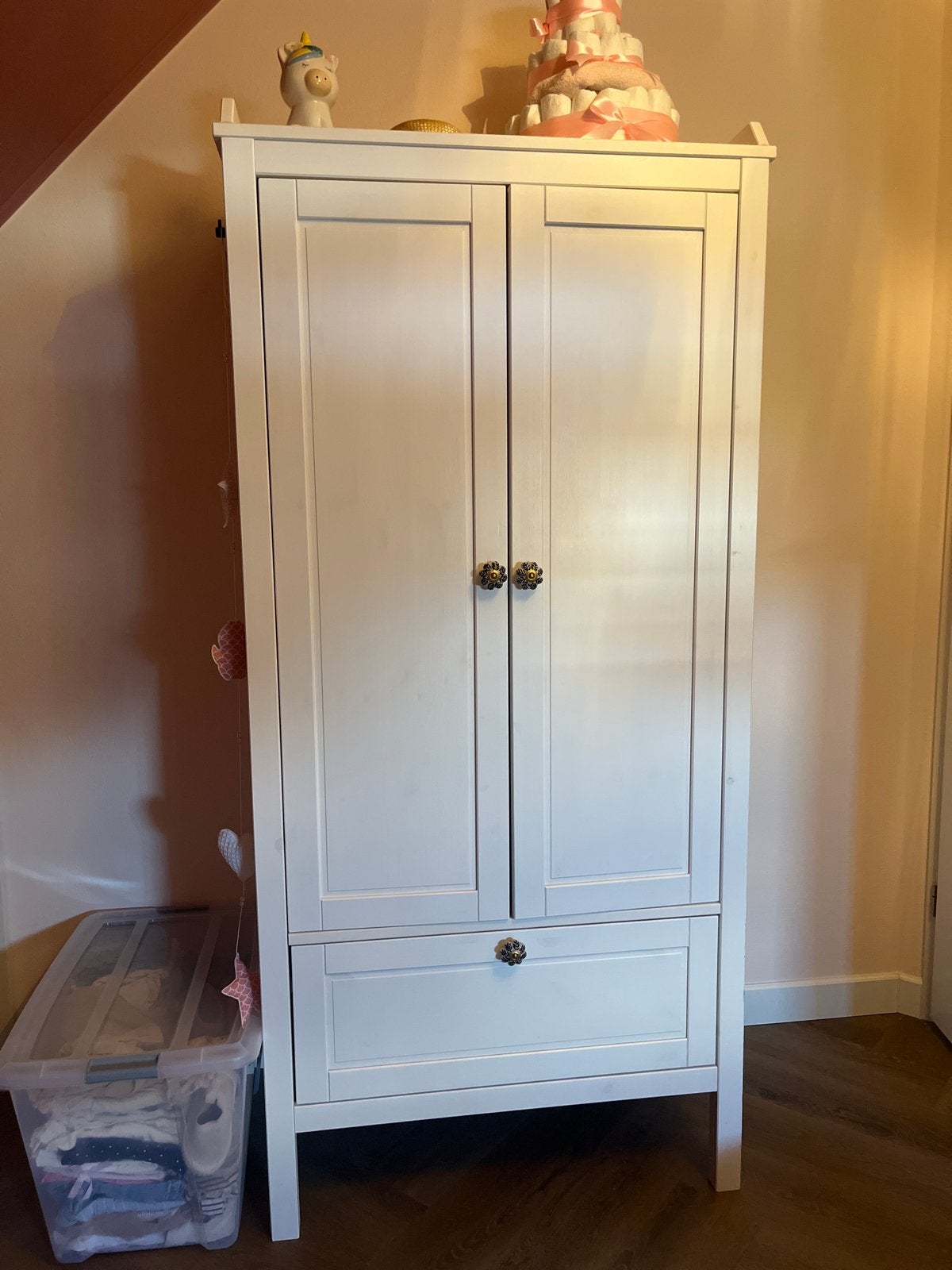 Witte babykledingkast - 167 cm hoog, 80 cm breed, Ophalen, Gebruikt, 50 tot 100 cm, Met lade(s)