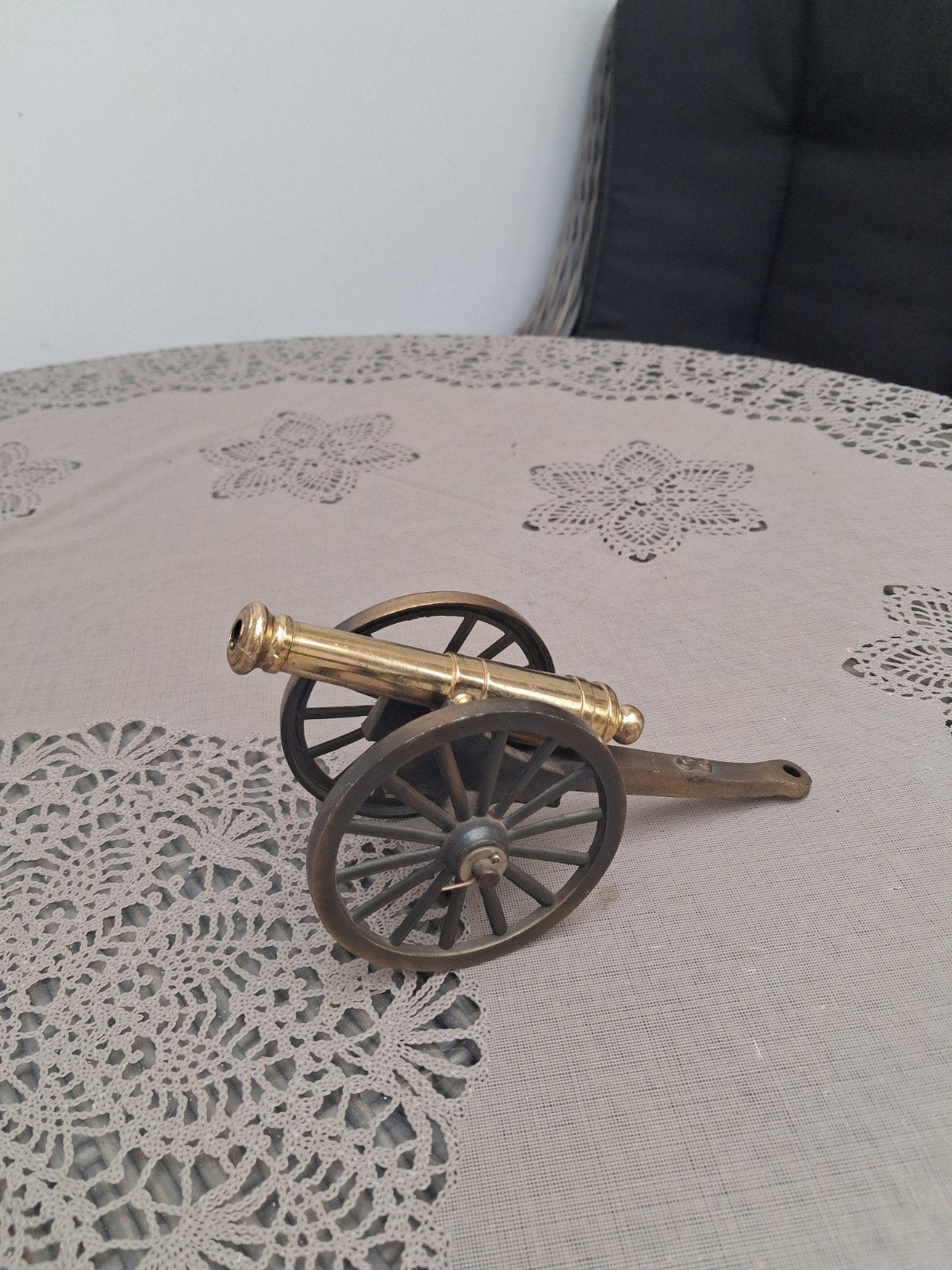 Decoratief klein koperen kanon op wielen, Ophalen of Verzenden