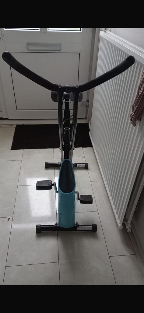 Compacte Sportfiets - Ideaal voor Thuis Workouts, Gebruikt, Ophalen of Verzenden, Metaal, Benen