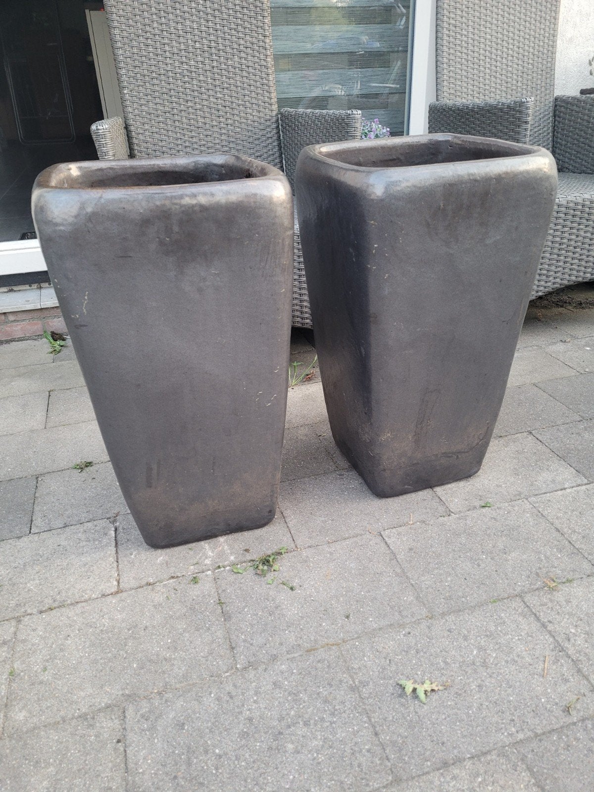 2 grote stenen vazen / bloempotten, Tuin en Terras, Bloempotten, Ophalen, Rond, Steen, Minder dan 25 cm