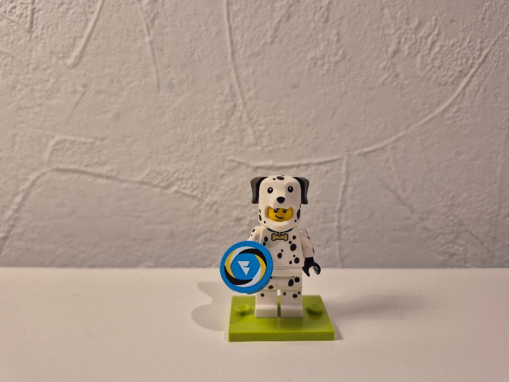 Lego Collectible Minifigure  Series 28 Dalmatian Costume Fan, Lego, Ophalen of Verzenden, Zo goed als nieuw, Minifiguren serie