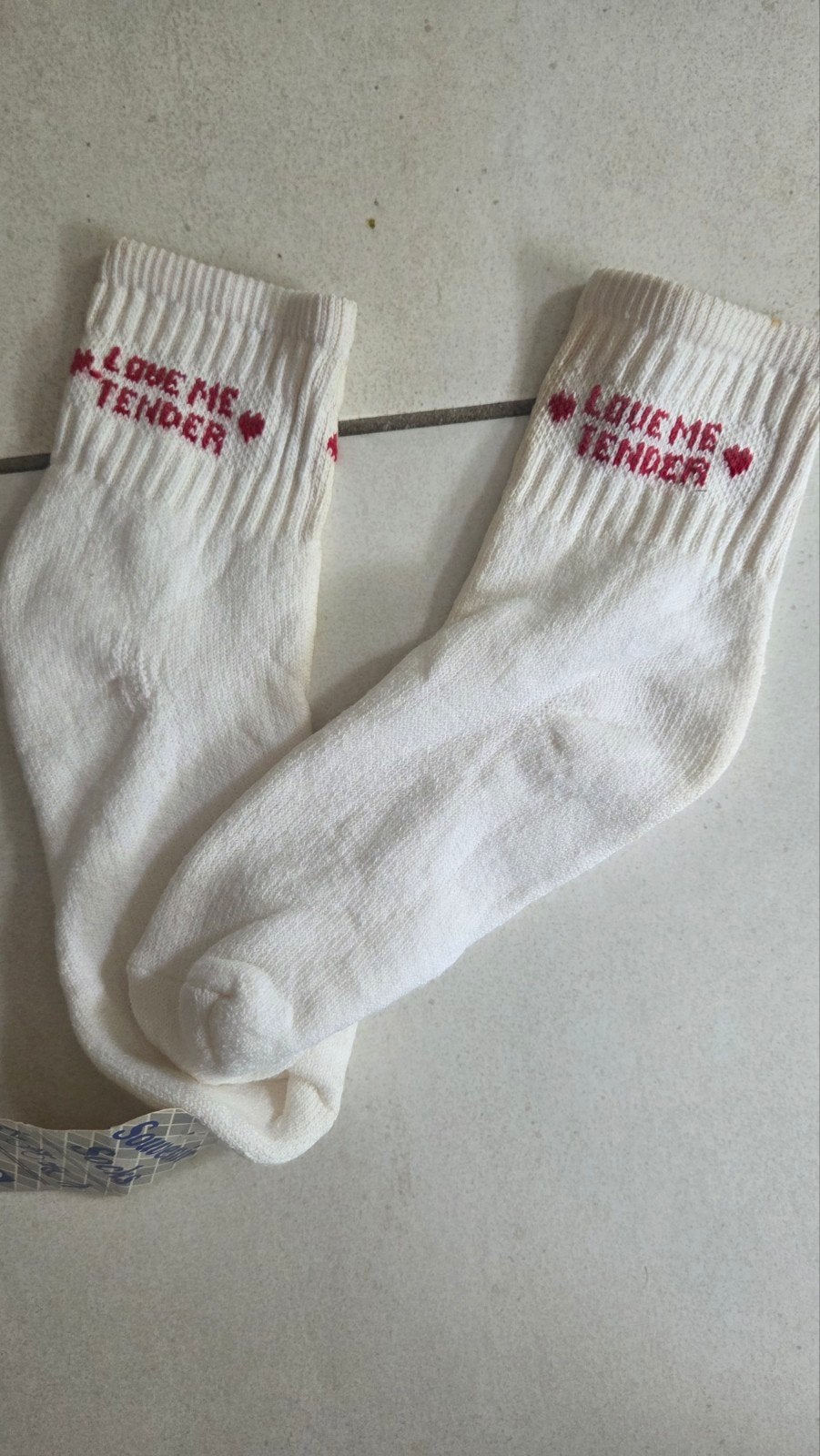Souvenir Sokken "Love Me Tender" - Nieuw, Kleding | Dames, Sokken en Kniesokken, Souvenir Socks, Wit, Nieuw