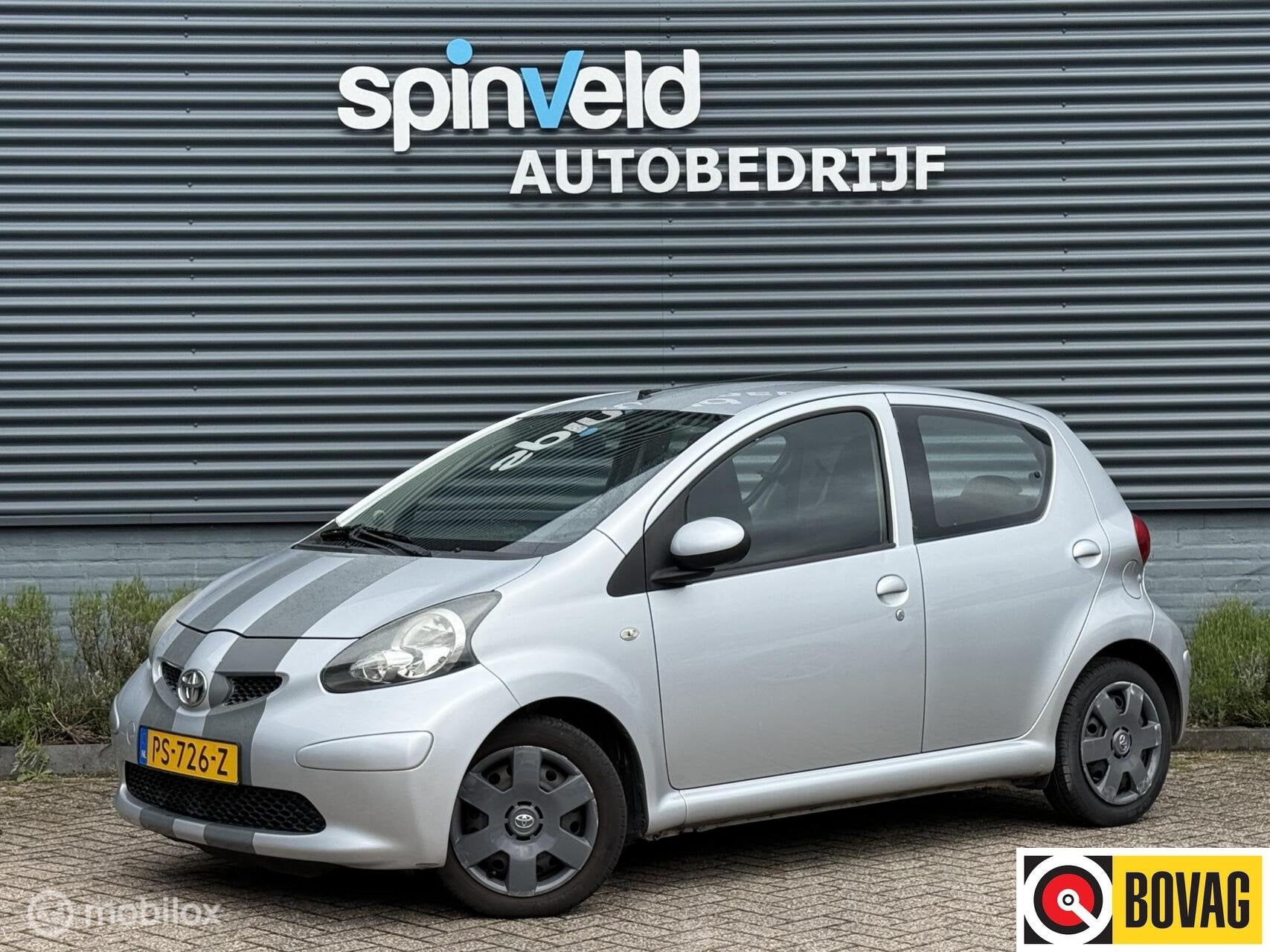 Toyota Aygo 1.0-12V - Elek pakket - Automaat -, Auto's, Gebruikt, 4 stoelen, 68 pk, Bedrijf