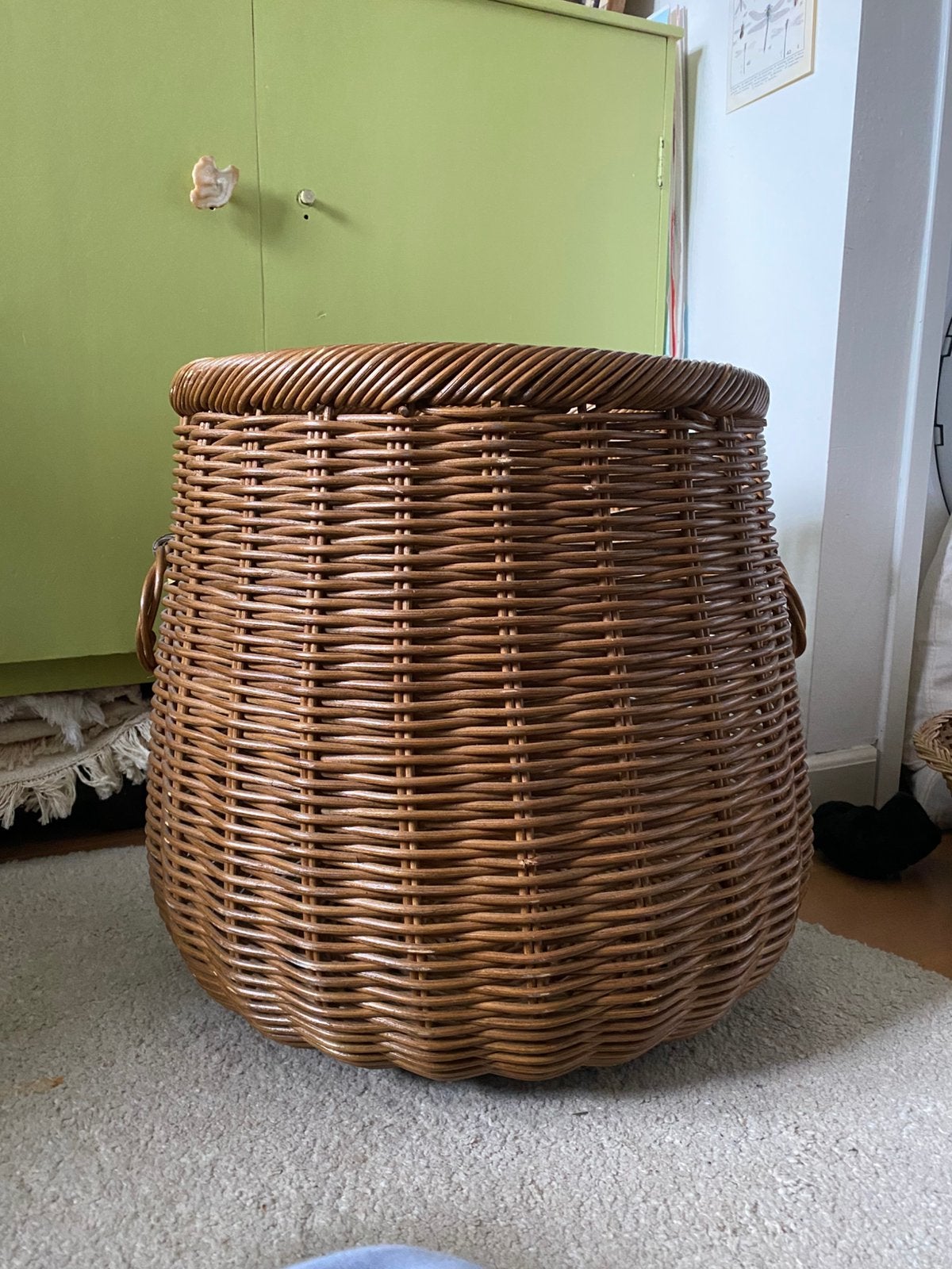 goede rattan maand groot, Huis en Inrichting, Woonaccessoires | Schalen en Manden, Ophalen, Zo goed als nieuw, Rond, Riet