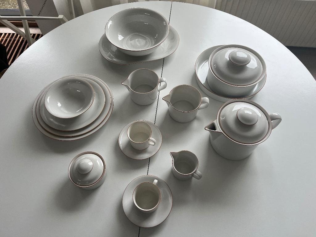 Rörstrand compleet servies, Huis en Inrichting, Keuken | Servies, Ophalen, Gebruikt, Overige stijlen, Porselein