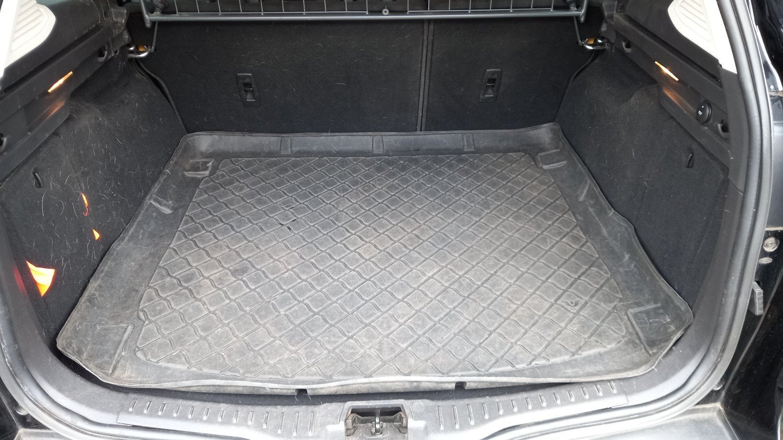 Kofferbakmat voor Ford Focus station (mk3, 2011-2018), Auto diversen, Kofferbakmatten, Ophalen