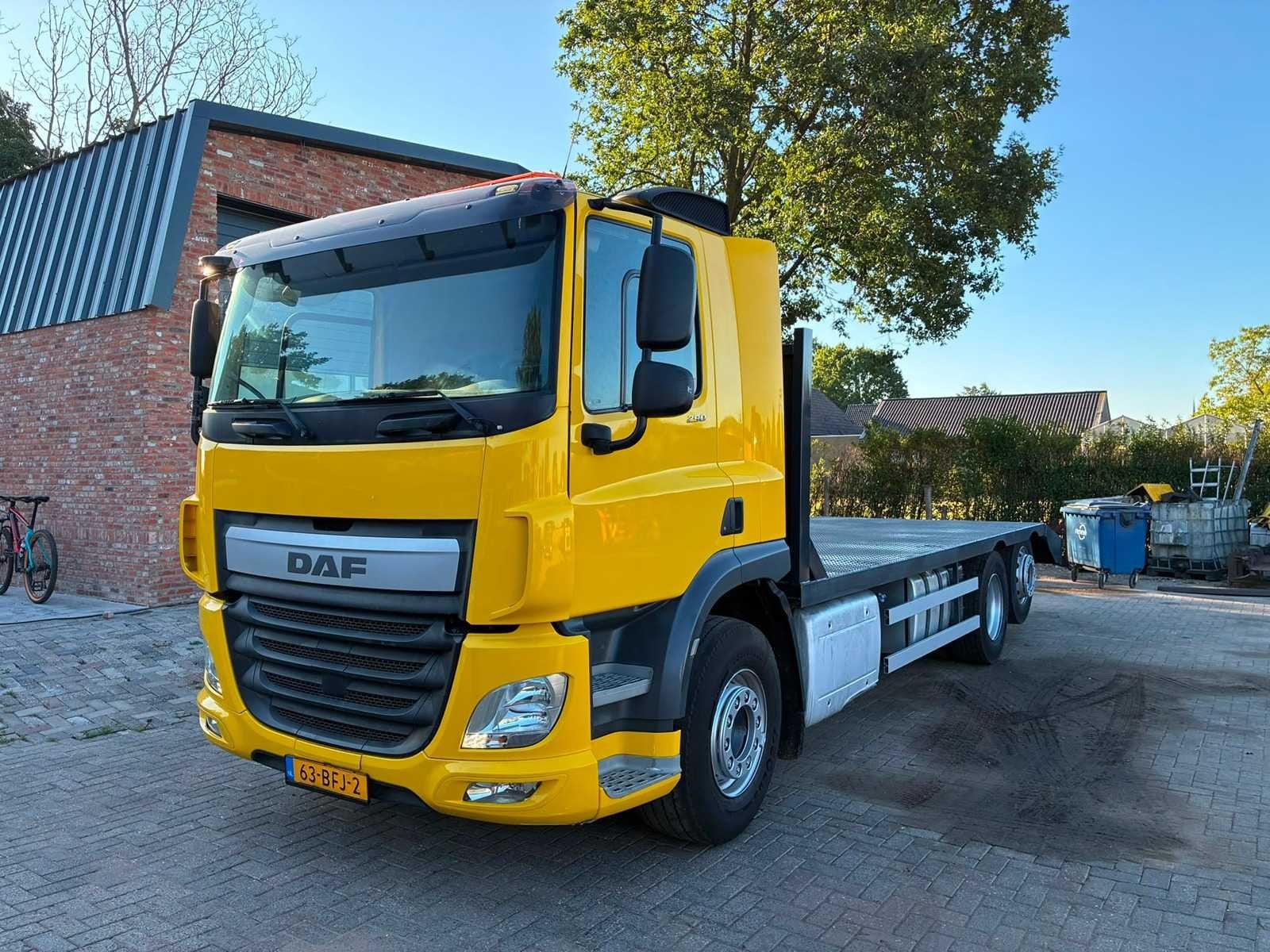 DAF - 2014 - CF - Vrachtwagen, Auto's, Vrachtwagens, Euro 6, Overige brandstoffen, Origineel Nederlands, Bedrijf