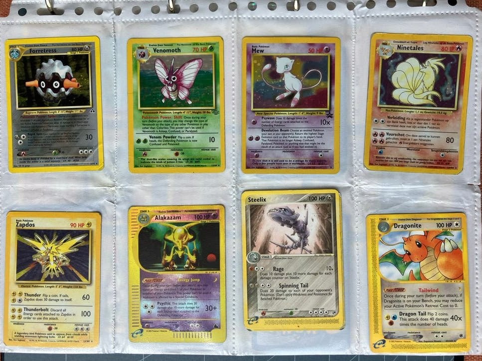 Grote verzameling Pokémon kaarten in map, Ophalen of Verzenden, Gebruikt, Meerdere kaarten