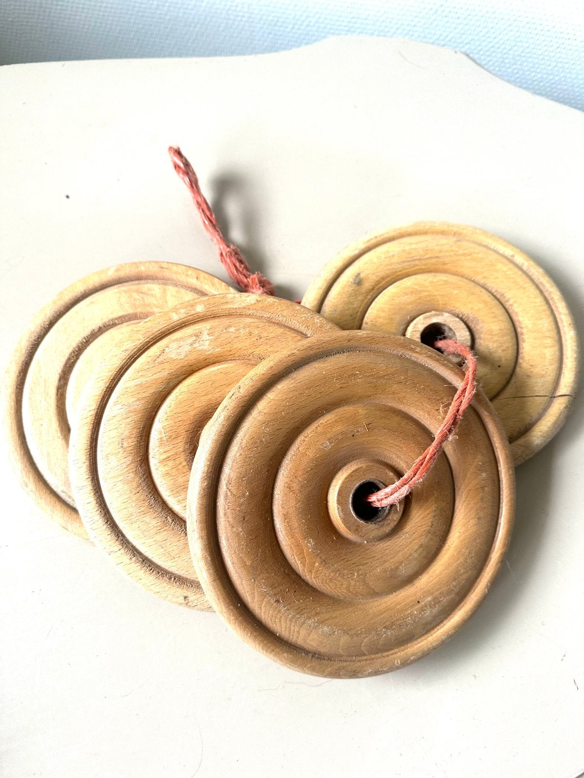 4 oudw houten decoratieve wielen, Antiek en Kunst, Ophalen of Verzenden