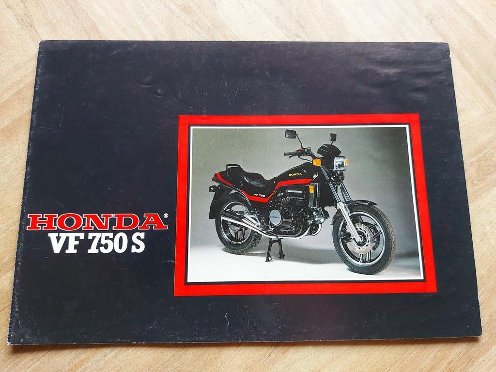Honda VF 750 S motorfiets folder NL, Motoren, Ophalen of Verzenden, Honda