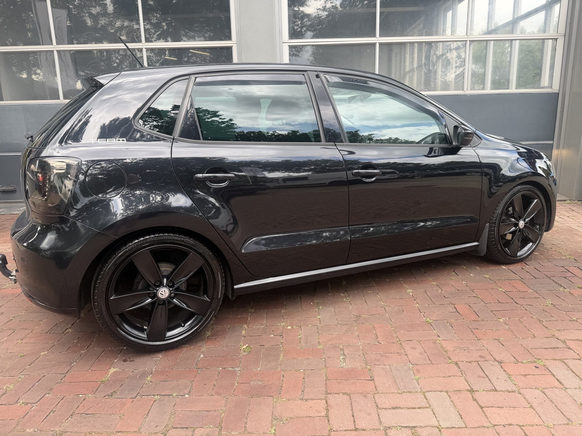 Volkswagen Polo 1.4-16V Highline Navi,Cruise,Cv,Electr.ramen, Voorwielaandrijving, Zwart, 4 cilinders, Zwart