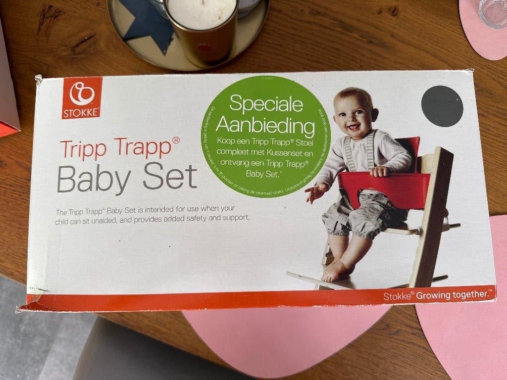 Stokke Tripp Trapp babyset (grijs), Kinderen en Baby's, Kinderstoelen, Ophalen, Zo goed als nieuw, Meegroeistoel, Stoelverkleiner