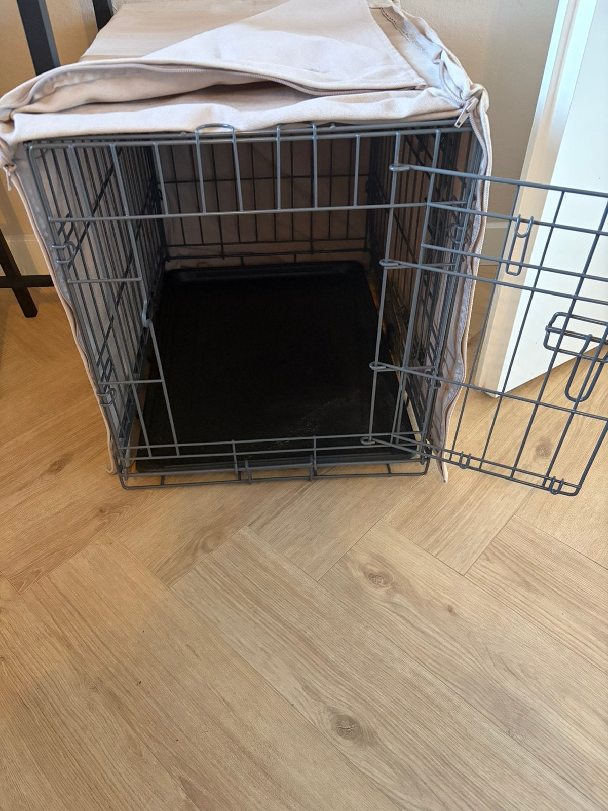 Honden bench kleine hond, Minder dan 65 cm, Ophalen of Verzenden, Zo goed als nieuw, Minder dan 75 cm