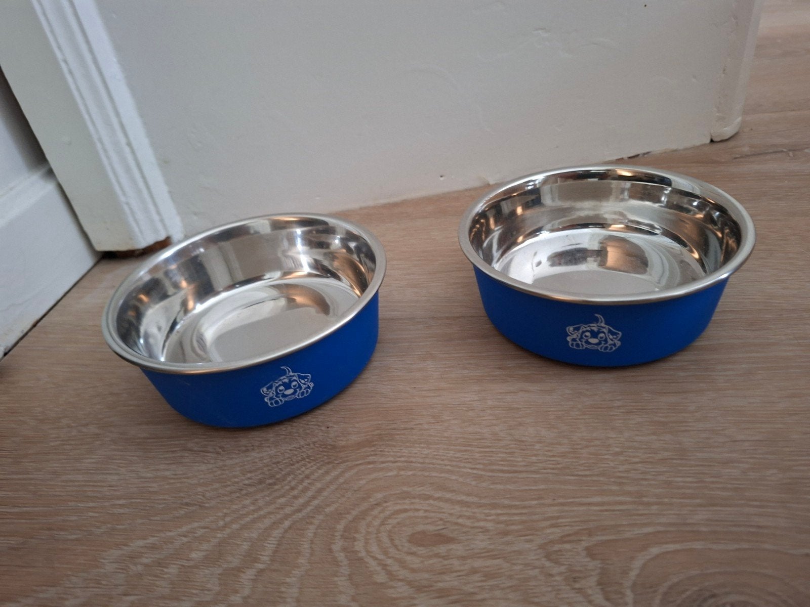 2 x kleine honden voerbak drinkbak 12cm bijna gratis, Ophalen of Verzenden