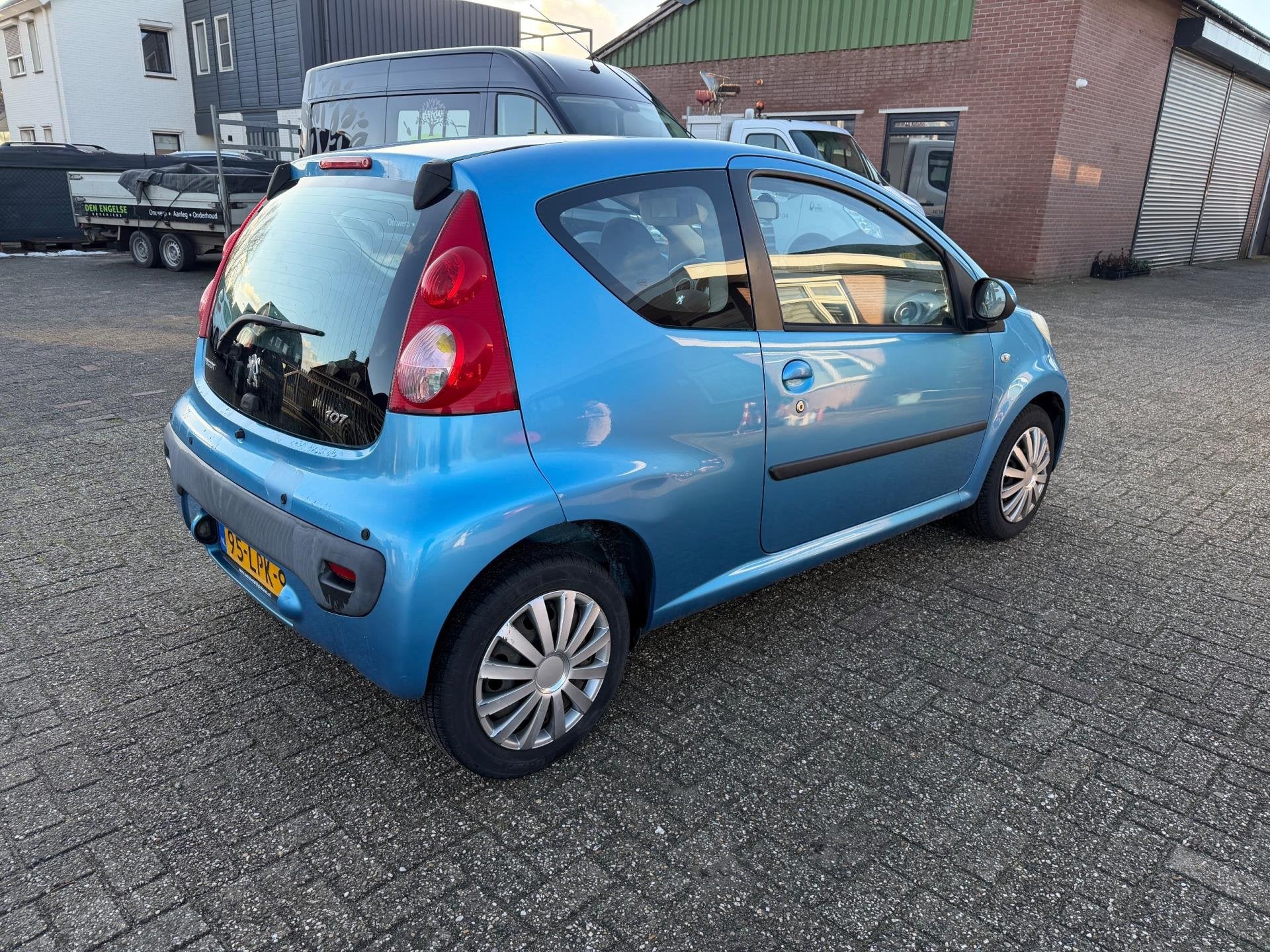 Peugeot 107 1.0-12V | Airco | E-Ramen | P-Sensor Achter |, Auto's, Voorwielaandrijving, Gebruikt, 765 kg, 68 pk
