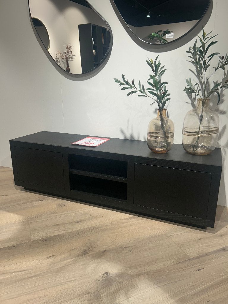 Tv meubel Helsinki, Ophalen, 150 tot 200 cm, Zo goed als nieuw, Minder dan 100 cm