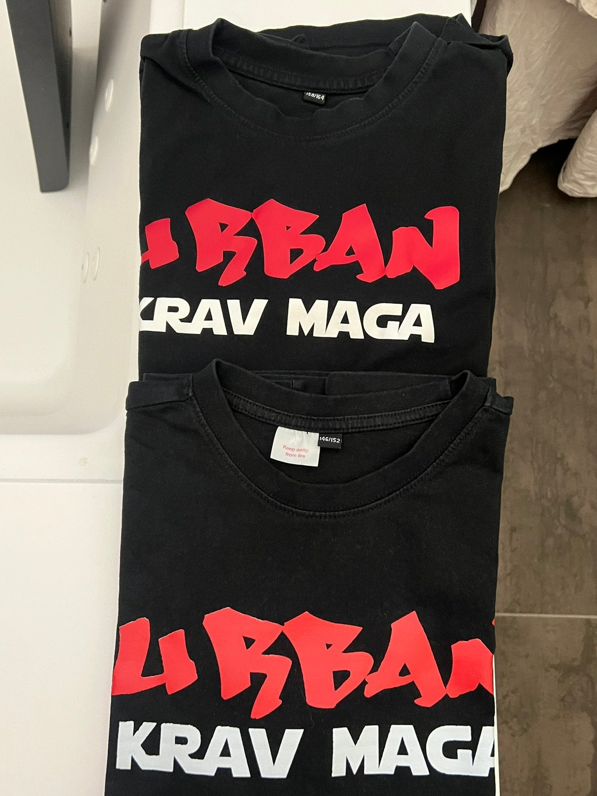 Krav Maga / kickboks kleding  kind, Maat XS of kleiner, Ophalen of Verzenden, Zo goed als nieuw, Overige