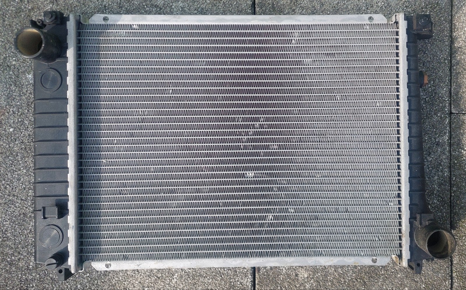 BMW E30 325i Radiateur - Origineel en Nieuwstaat, Ophalen of Verzenden, Nieuw, BMW