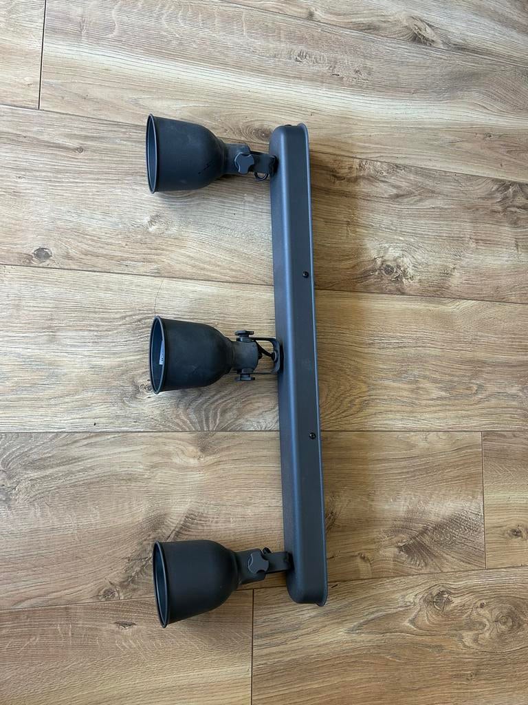 IKEA Hektar Plafondrail met 3 spots, donkergrijs, Huis en Inrichting, Lampen | Spots, Gebruikt, Metaal of Aluminium, Ophalen of Verzenden