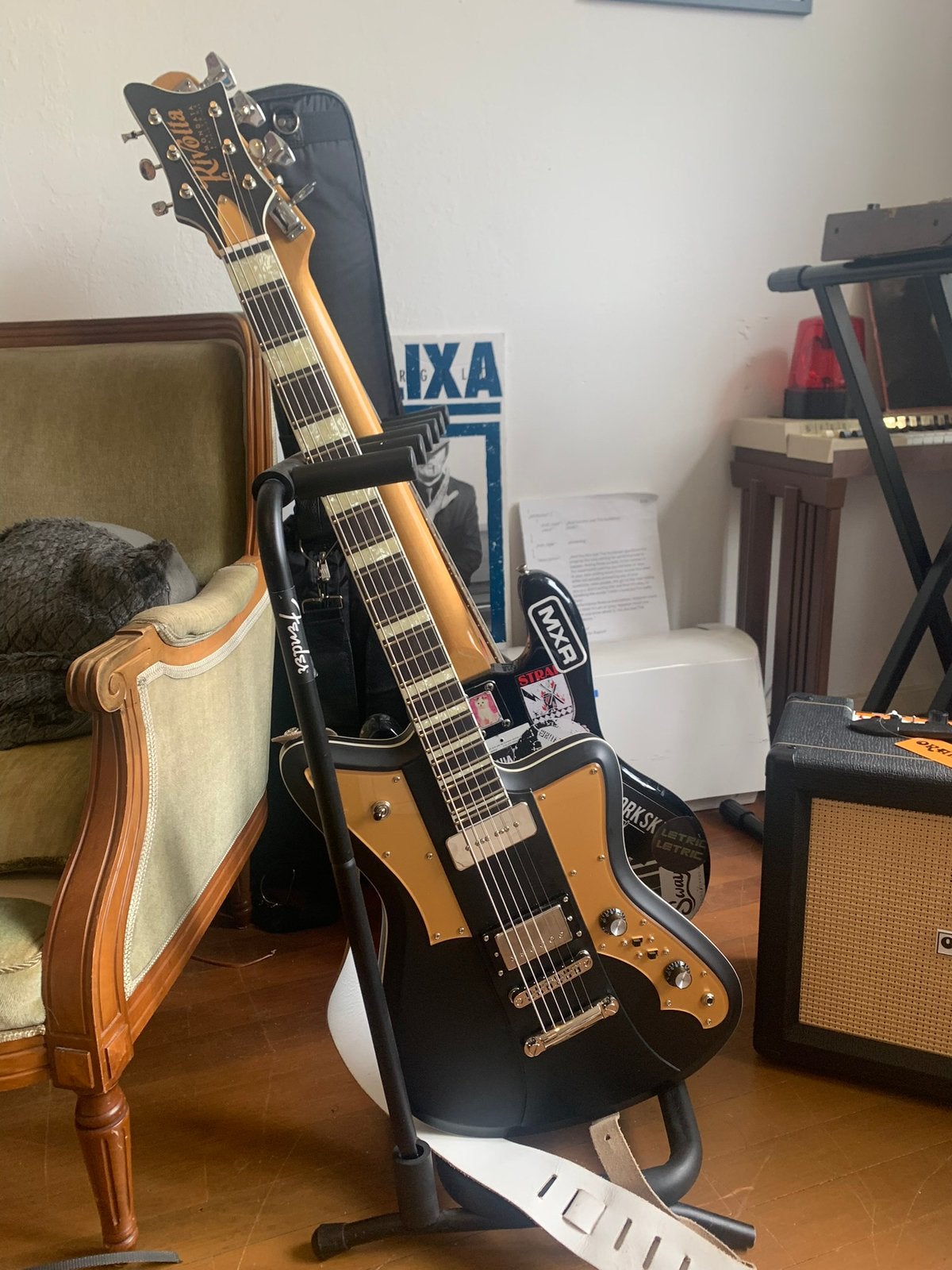 Rivolta Mondata Baritone VII, Ophalen, Zo goed als nieuw, Solid body, Overige merken