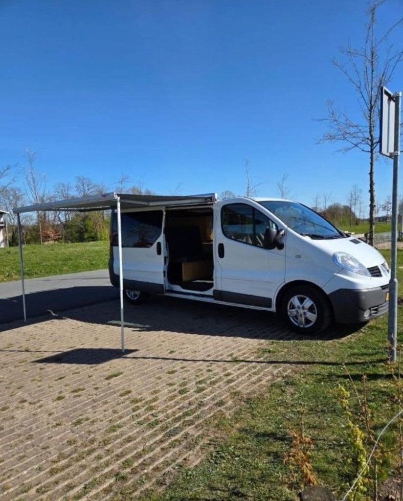 Renault Trafic buscamper - kampeerklaar, Caravans en Kamperen, Campers, Luifel, Tot en met 2, Particulier, 4 tot 5 meter