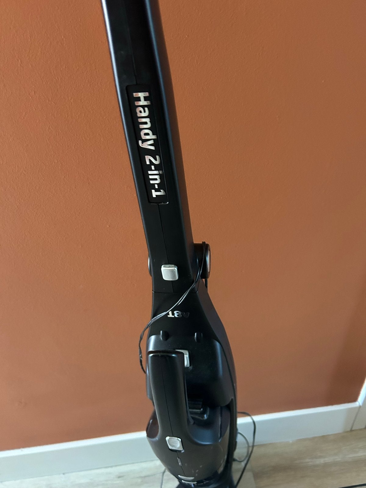 Nilfisk Handy 2-in-1 18V Steelstofzuiger, Witgoed en Apparatuur, Ophalen, Overige merken, Gebruikt, Draadloos