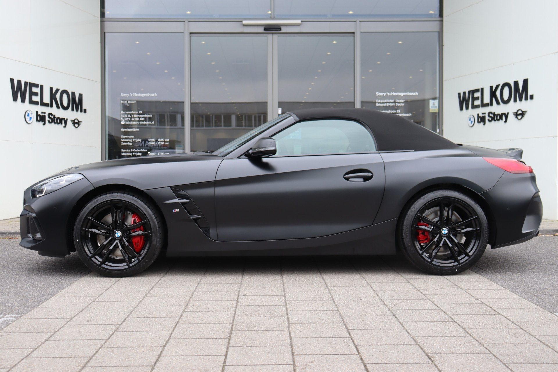 BMW Z4 Roadster sDrive20i High E xecutive Automaat / M Sport, Auto's, BMW, Automaat, Achterwielaandrijving, Zwart, 4 cilinders