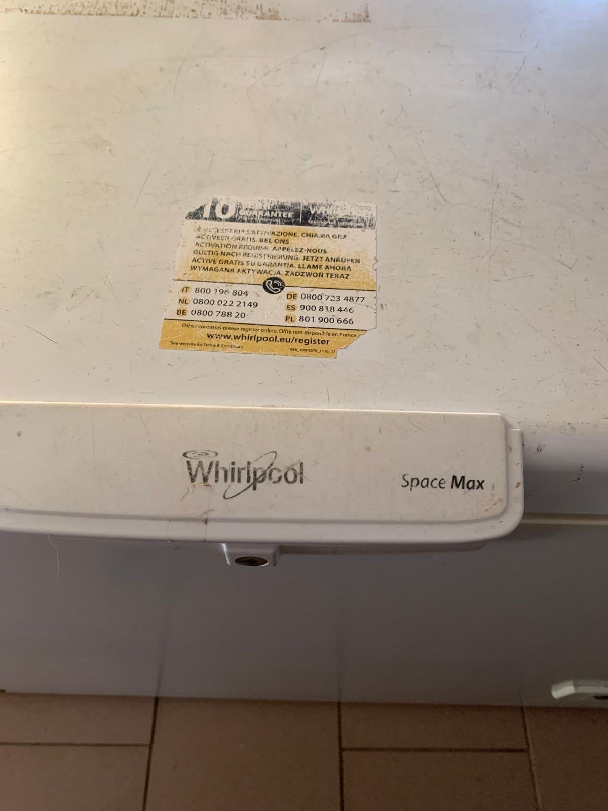 Whirlpool Space Max vrieskist - 141x66x91 cm, Vrieskist, Gebruikt, Vrijstaand, 90 cm of meer