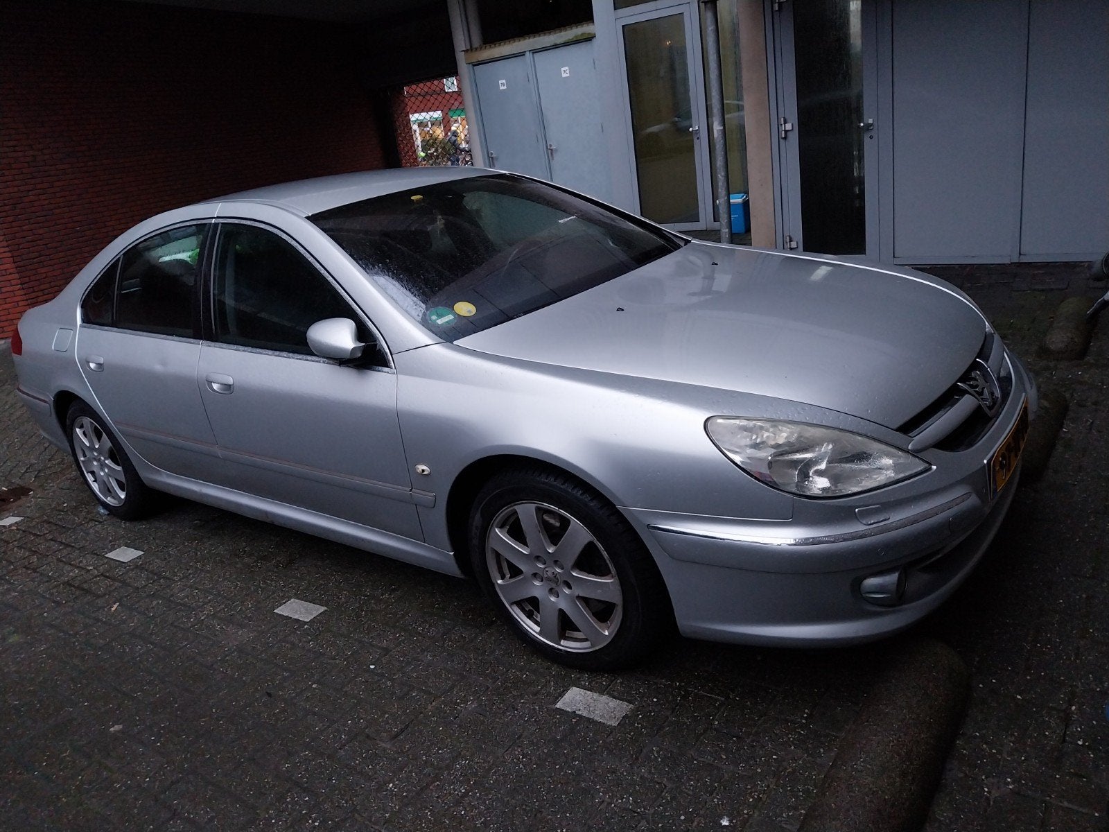 Peugeot 607 2.2 16V 2006 Grijs, Auto's, Voorwielaandrijving, Stof, 2230 cc, 4 cilinders
