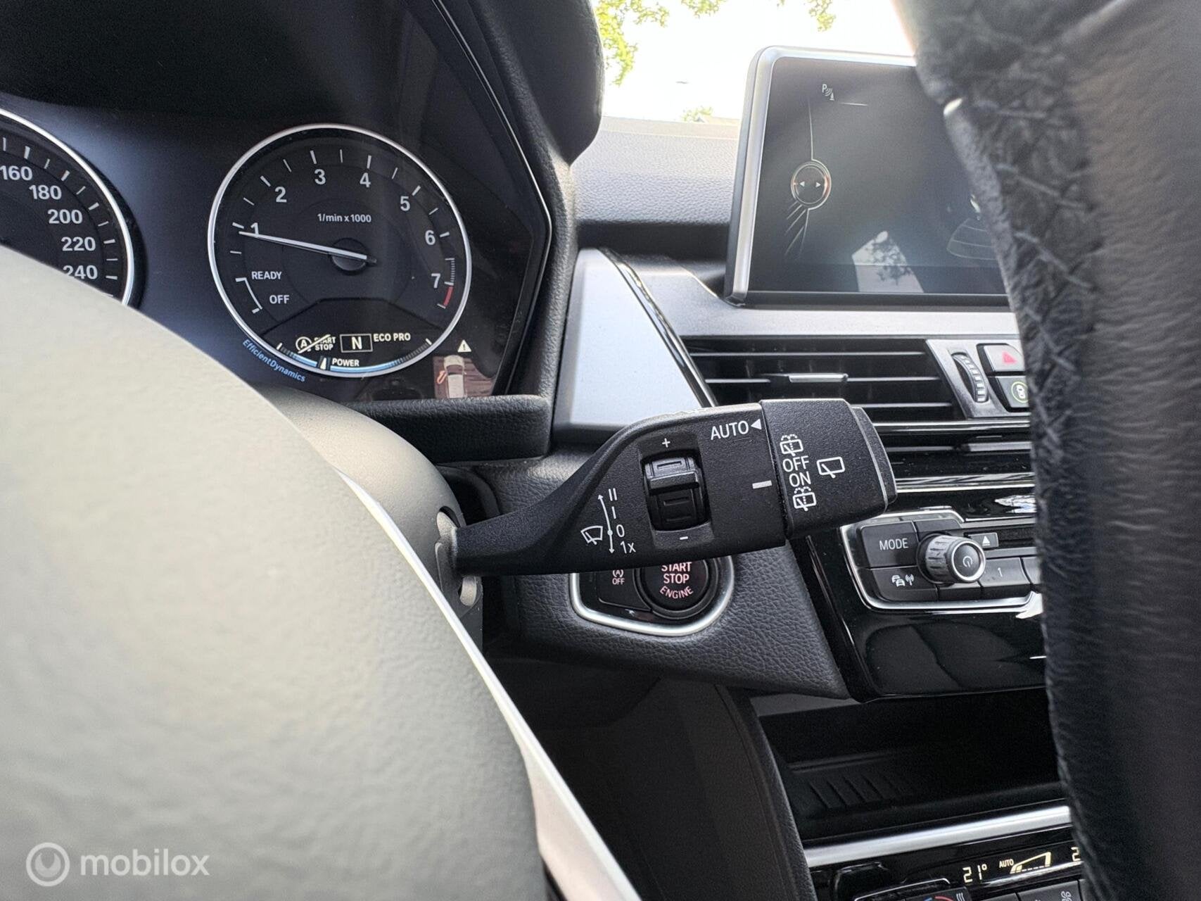 BMW 2-serie Active Tourer 218i High Executive | LEER | CLIMA, Auto's, Voorwielaandrijving, 136 pk, Gebruikt, Euro 6