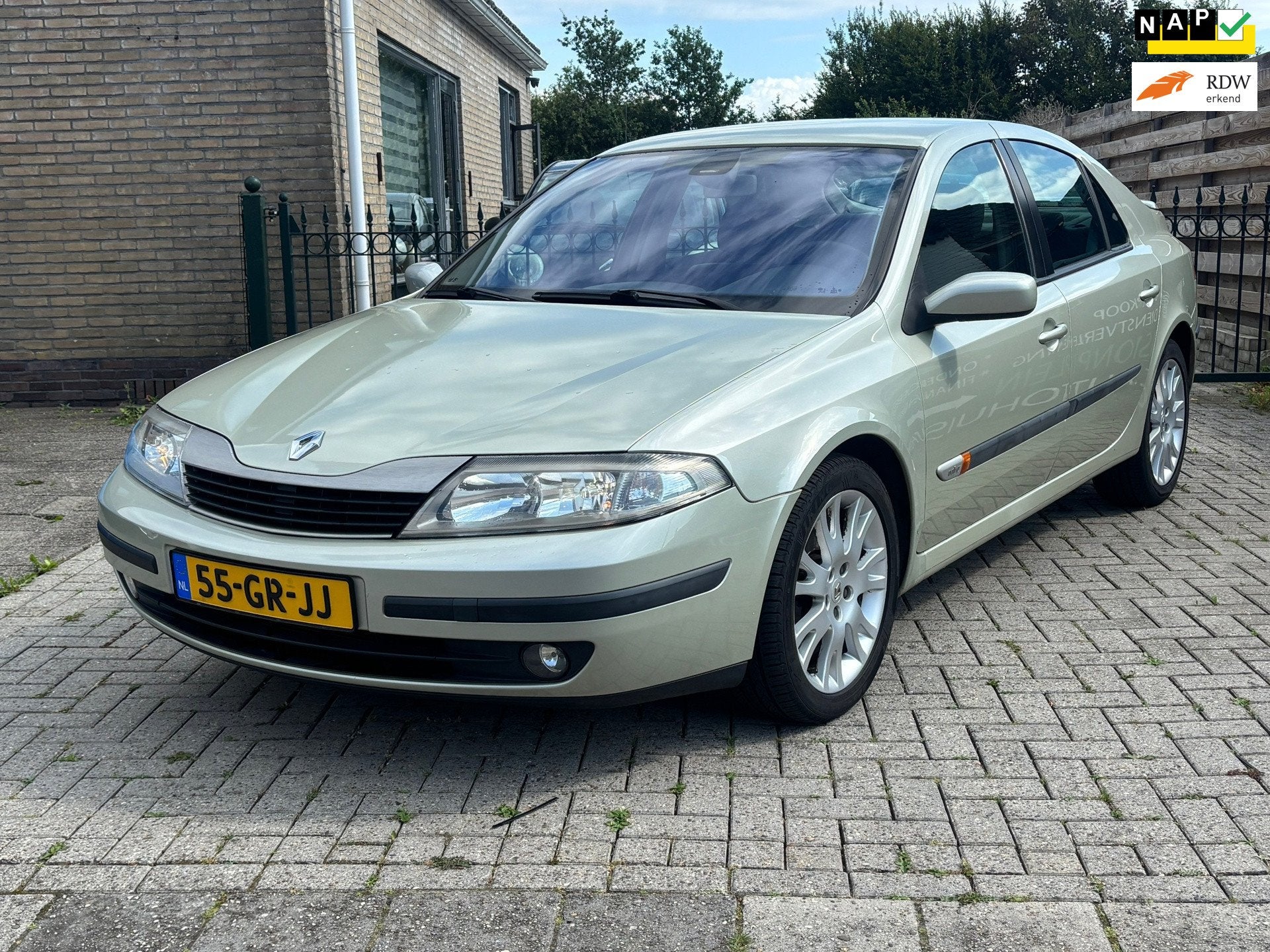 Renault Laguna 1.8-16V Expression | lange apk | cruise | air, Laguna, Gebruikt, 4 cilinders, Metallic lak
