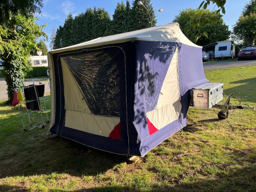 Combi-Camp Venezia, Ophalen, Combi-Camp, Blauw, Aanwezig
