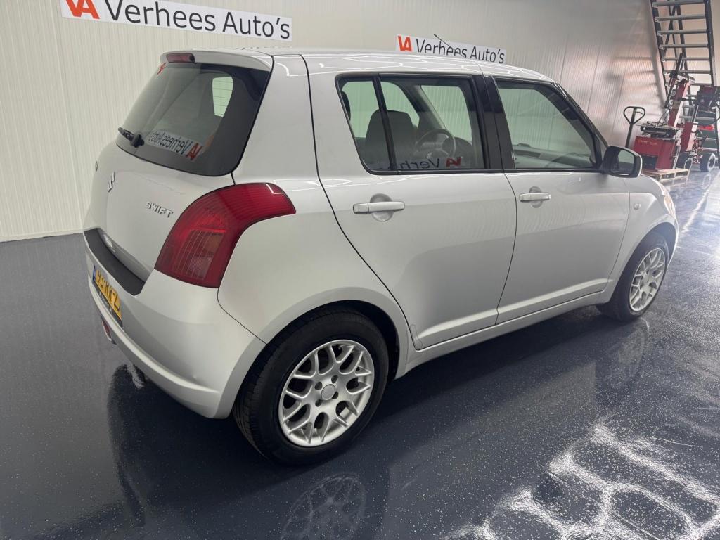Suzuki Swift 1.3 GLS (bj 2005), 965 kg, 400 kg, Swift, Origineel Nederlands