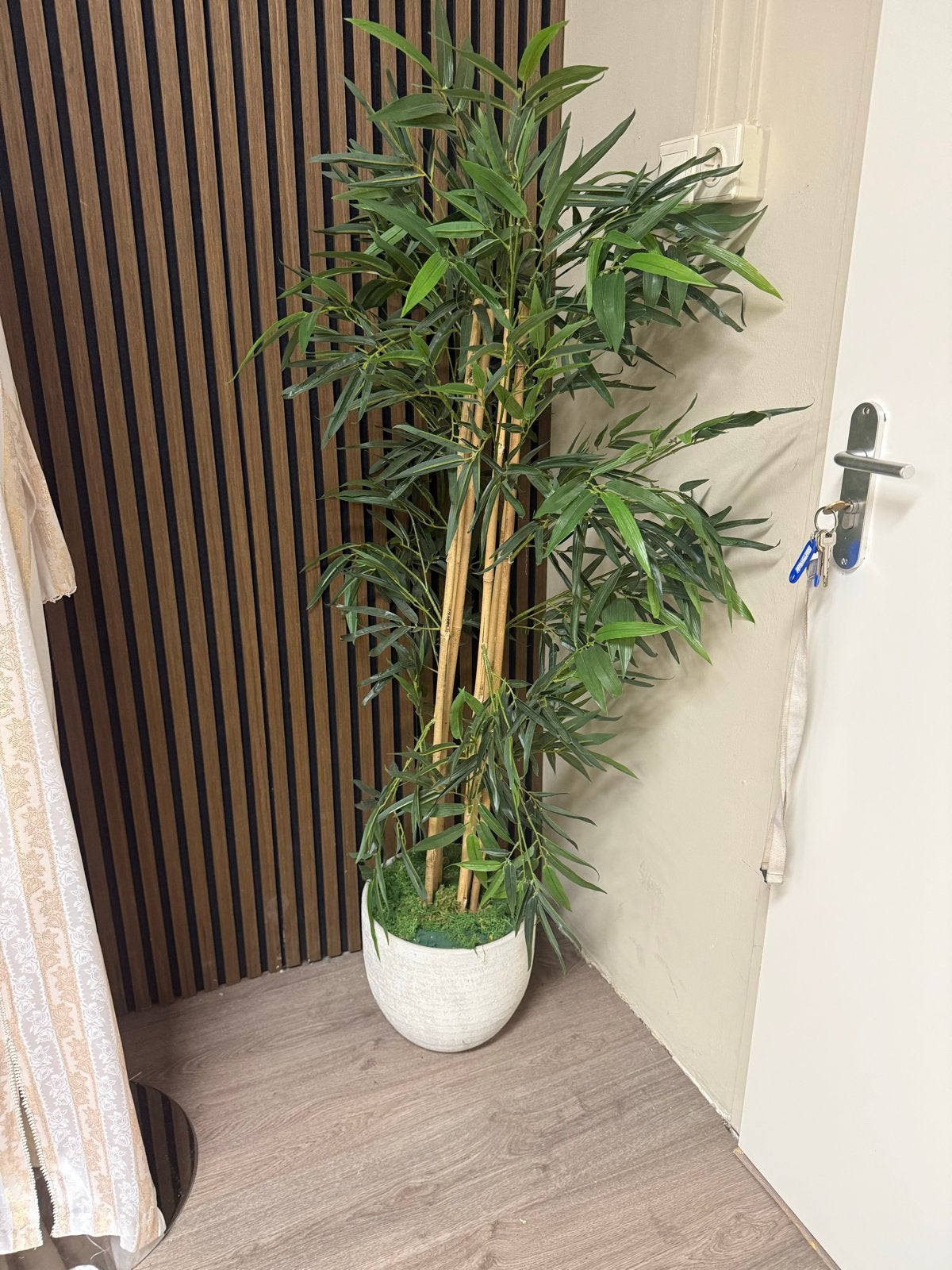 Grote Kunst Bamboe Plant in Witte Pot, Binnen, Groen, Kunstplant, Ophalen of Verzenden