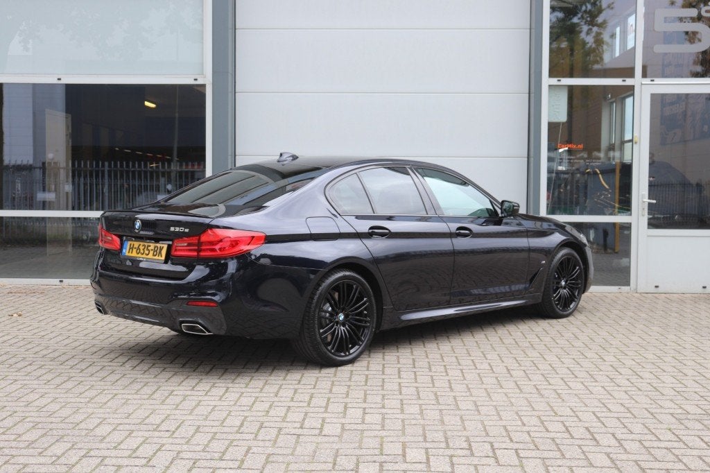 Bmw 5-SERIE 530e iPerformance eDrive Edition 252PK/ M-Pakket, Automaat, 1998 cc, Achterwielaandrijving, Gebruikt