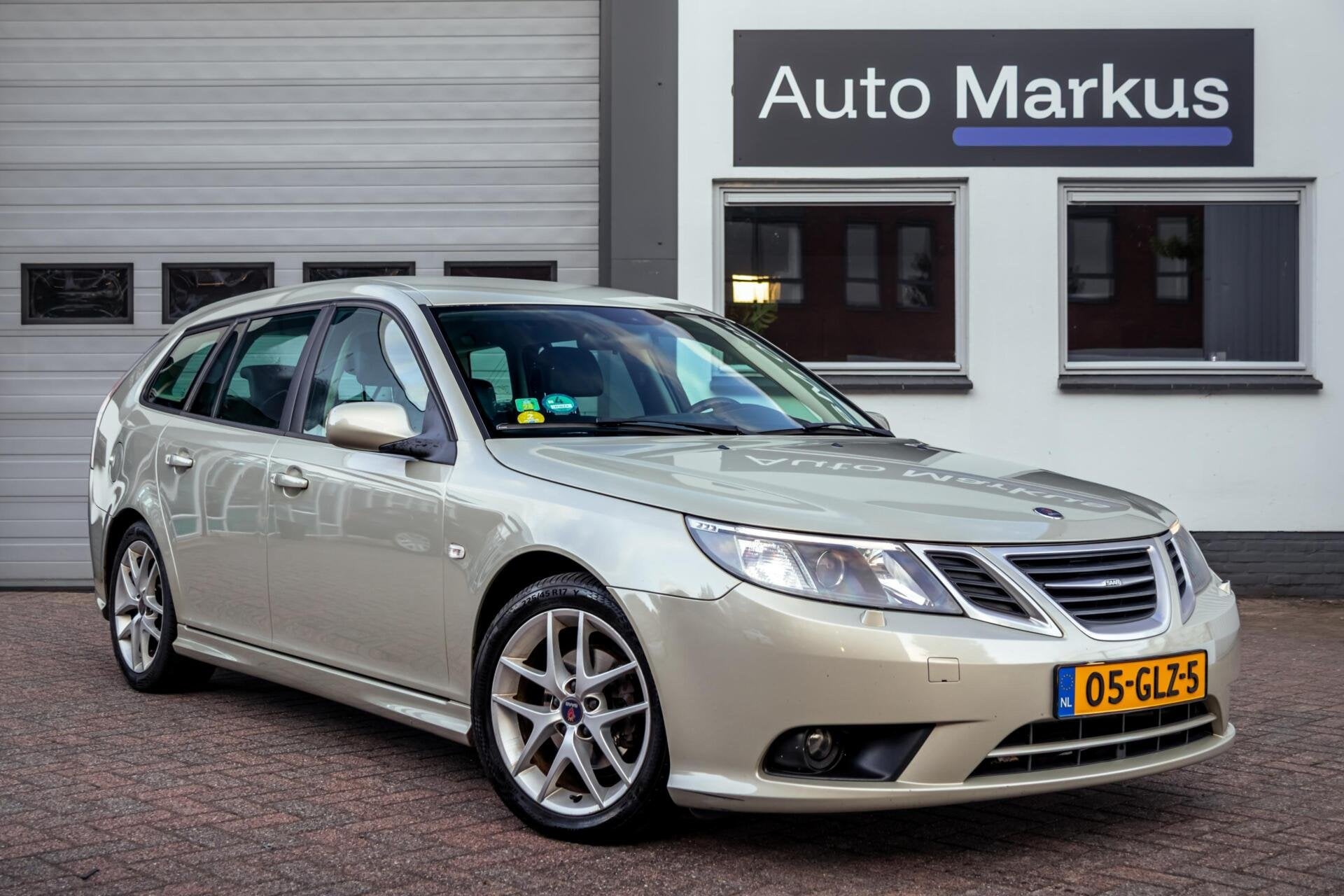 Saab 9-3 Sport Estate 1.8t Vector Sport|Trekhaak|Xenon|Half-, 1998 cc, Gebruikt, 4 cilinders, 150 pk
