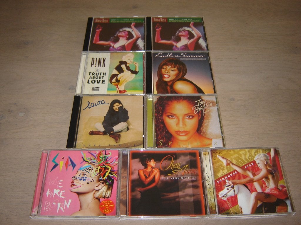 CD BUITENLANDSE POPZANGERESSEN !!!!, Ophalen of Verzenden, Zo goed als nieuw