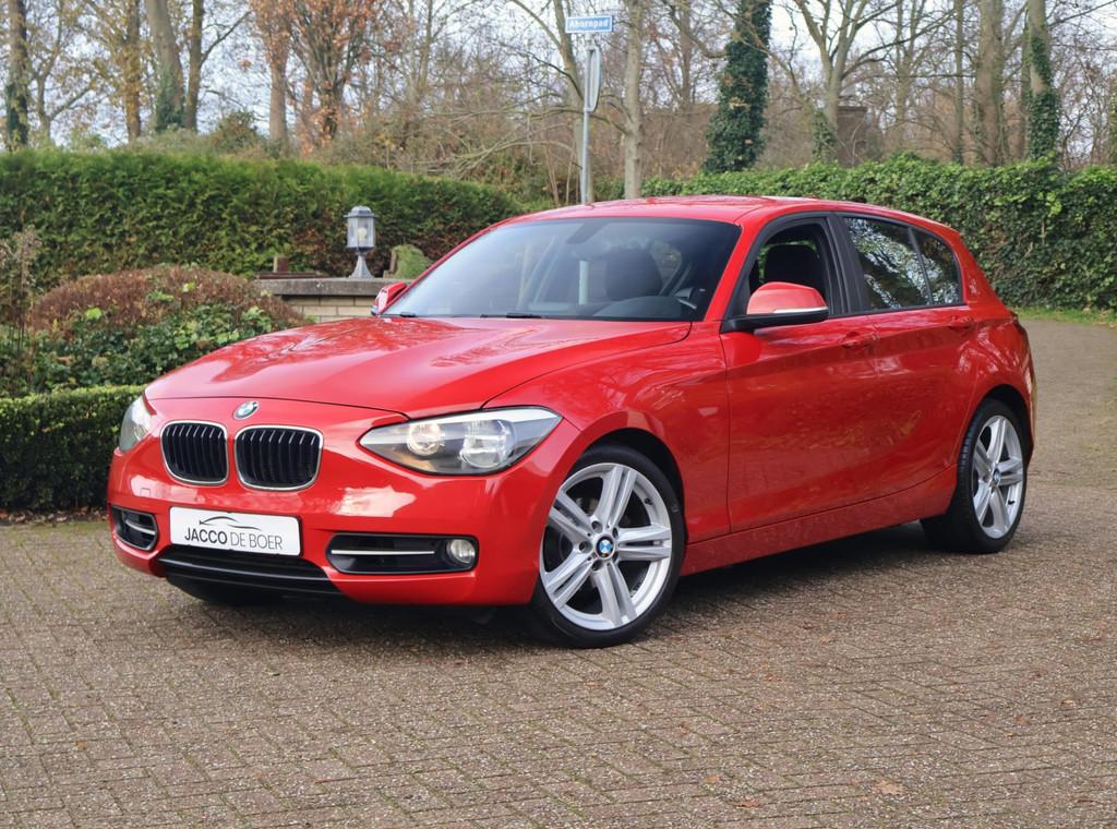 BMW 1-serie 116i M-Sport 136pk 18"/Sportchass/Stoelverw/Blue, Gebruikt, Zwart, 4 cilinders, Origineel Nederlands