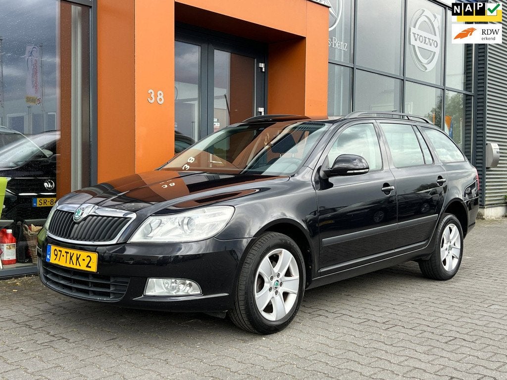 Skoda Octavia Combi 1.2TSI|Trekhaak|PDC|Navigatie|Cruise|NAP, Voorwielaandrijving, Euro 5, Gebruikt, 4 cilinders