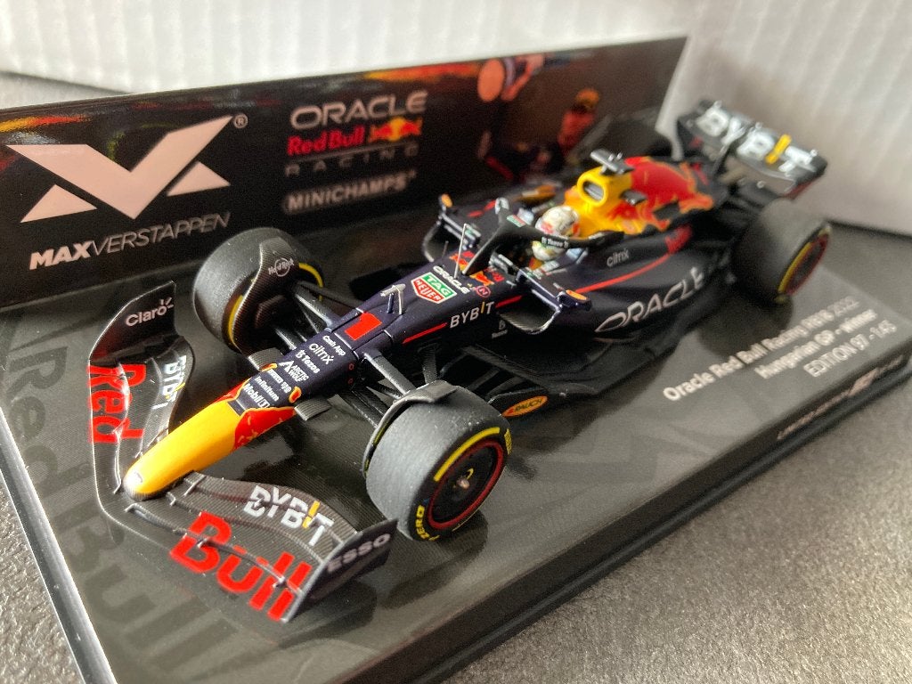 Max Verstappen 1:43 editie 97 Winner Hungarian GP 2022 F1, Ophalen of Verzenden, Nieuw, Formule 1