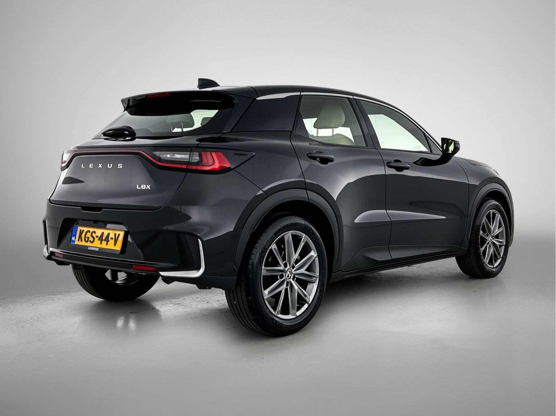 Lexus LBX Elegant 2WD | 18" LM Velgen | Stoelverwarming | Le, Auto's, 12 maanden, Gebruikt, Zwart, 1490 cc