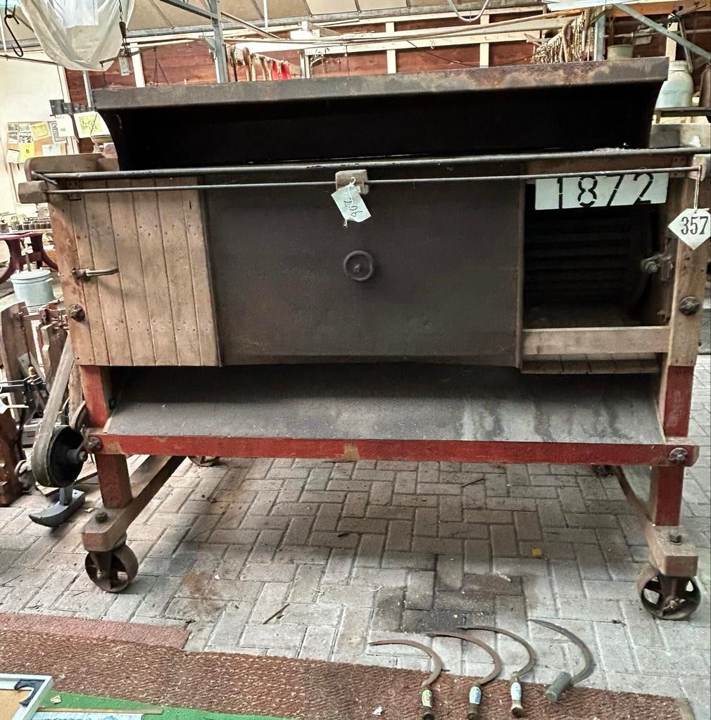 Antieke Dwarsdorsmachine | dorsmachine | Landbouwwerktuig, Ophalen