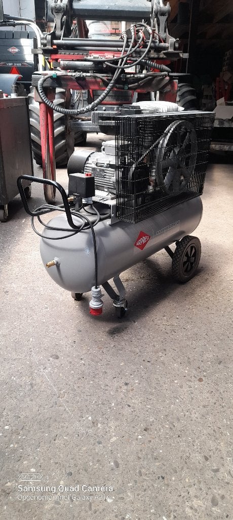 Nieuwe compressor HK700-150 pro van airpress, Ophalen, Nieuw, Mobiel, 10 bar of meer