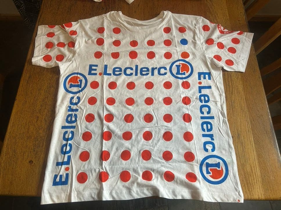 Bolletjes trui 11 stuks bollen trui  t-shirt bolletjestrui, Ophalen, Nieuw