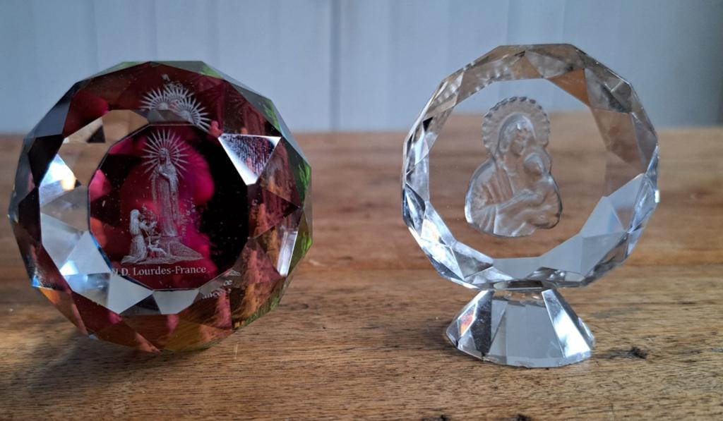 Kristallen Maria beeldjes, Antiek en Kunst, Ophalen of Verzenden