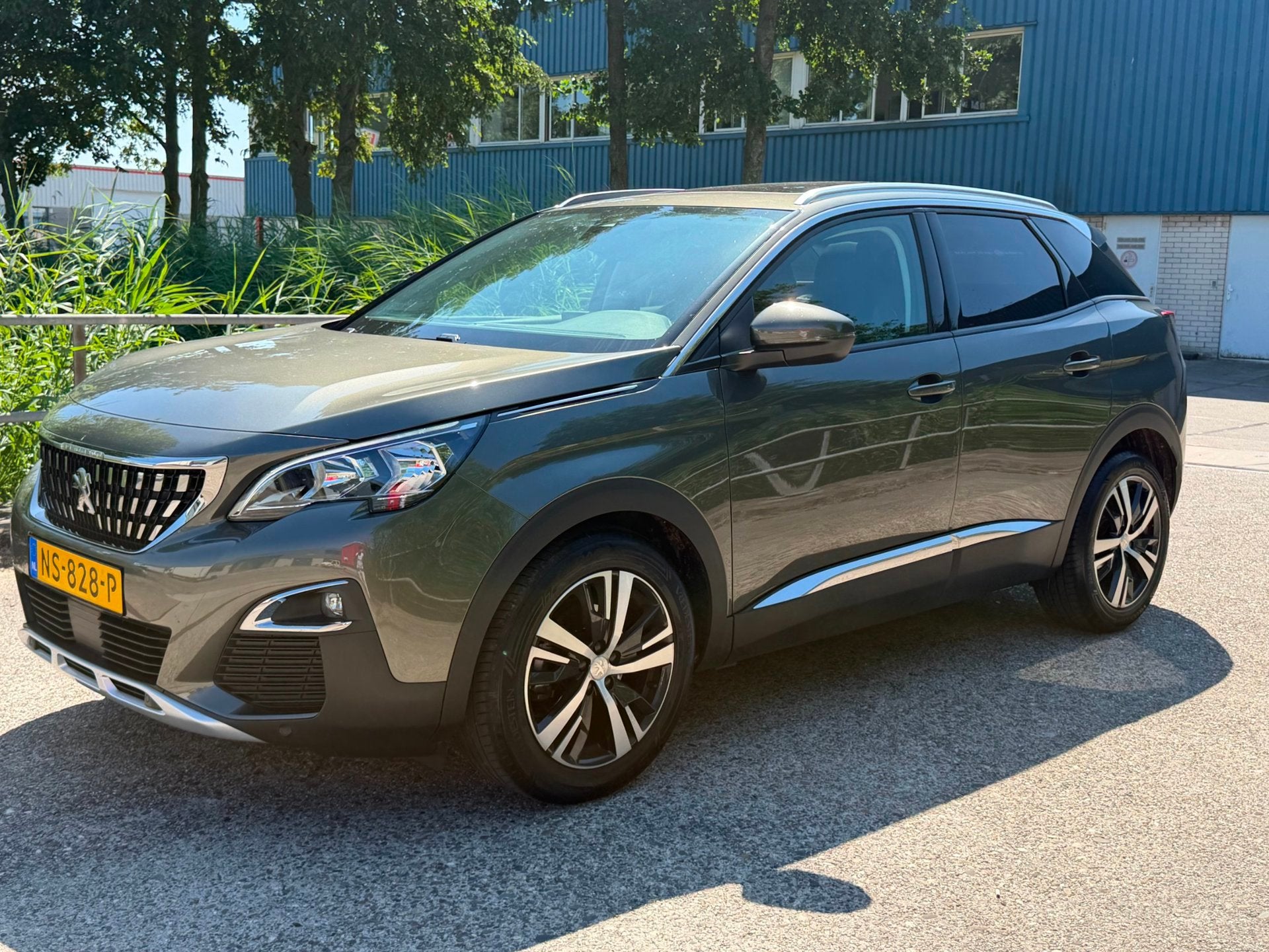Peugeot 3008 1.2 PureTech Première Automaat! PANO! 1e Eigen, Gebruikt, Euro 6, 1199 cc, Leder en Stof