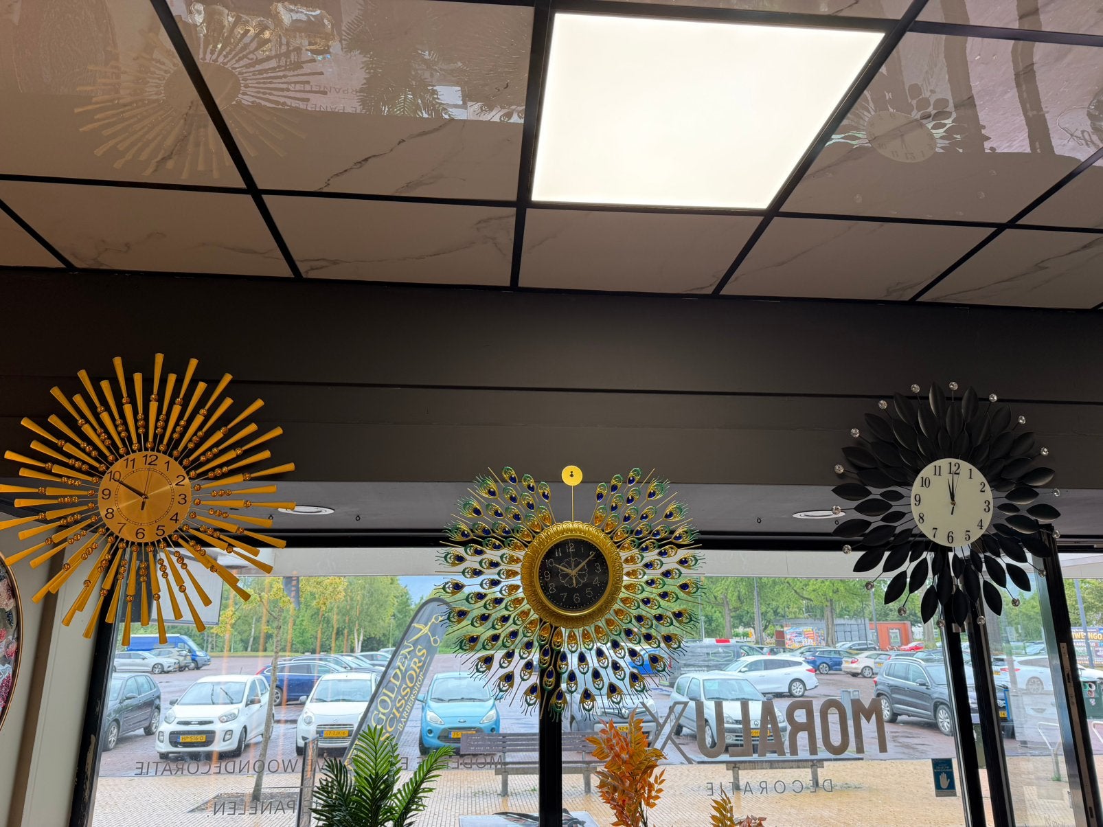 Luxe Gouden Wandklok Decoratieve Sunburst Klok met Kristall, Ophalen of Verzenden